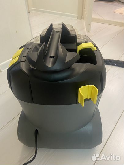 Пылесос Karcher Puzzi 8/1