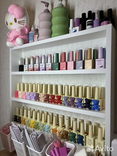 Маникюр для красивых девушек