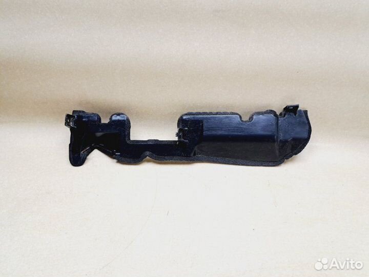 Дефлектор радиатора левый Changan Uni-K 2.0