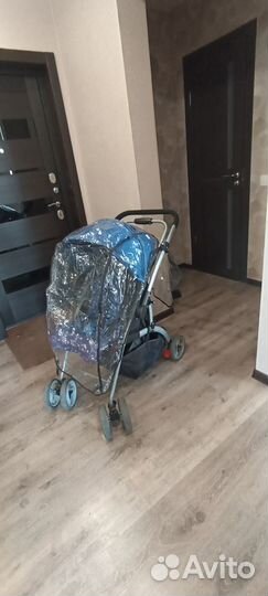 Продам прогулочную коляску