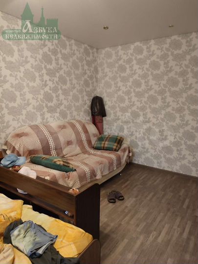 2-к. квартира, 57 м², 4/9 эт.