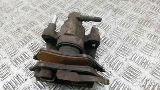 Суппорт тормозной задний правый chrysler voyager G