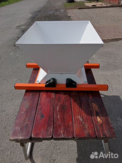 Дробилка для винограда