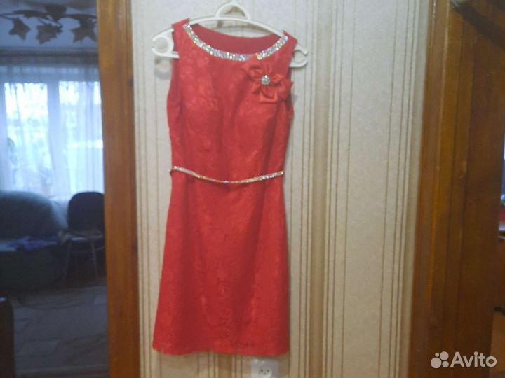 Платье на выпускной 44 размер. Длина 88см