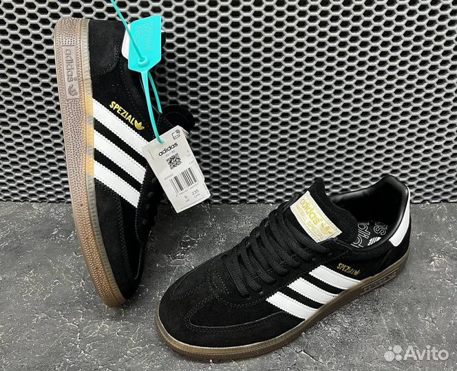 Кроссовки adidas Spezial