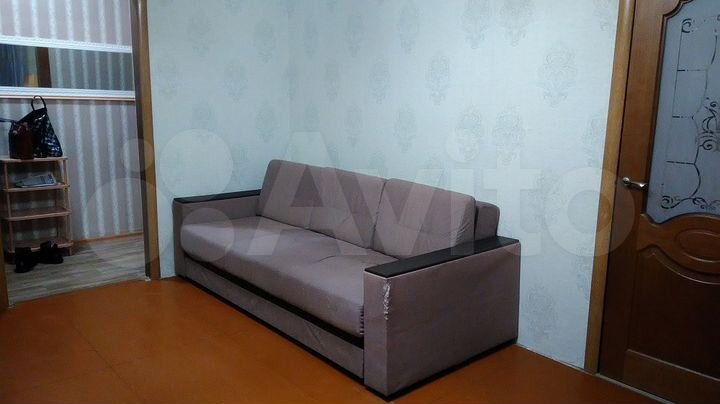 2-к. квартира, 49 м², 1/2 эт.