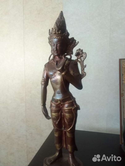 Статуэтка Будда