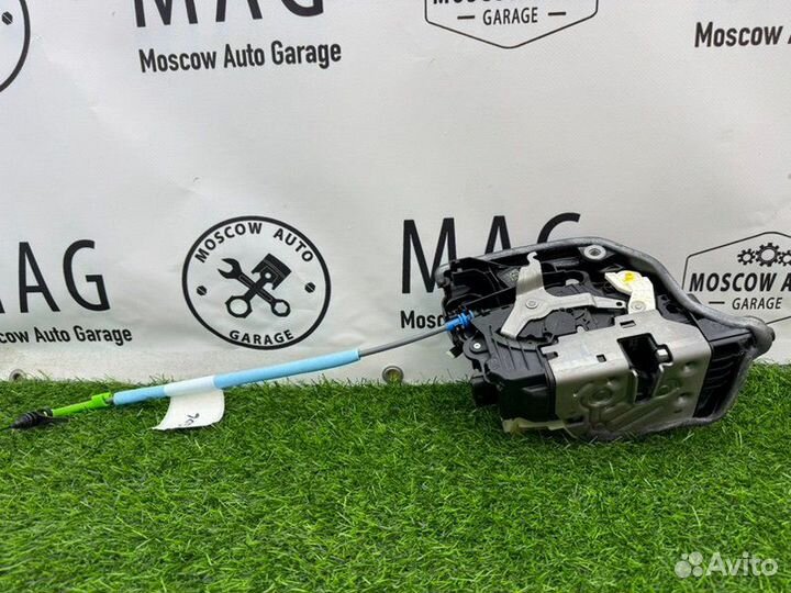 Замок двери передний правый Bmw X7 G07 B57D30A