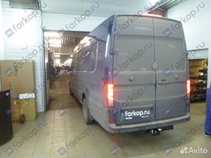 Фаркоп Oris для Volkswagen Crafter 2006-2017 (без