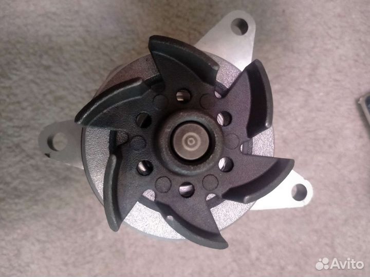 Водяной насос dolz F150