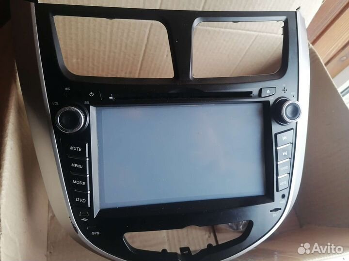 Штатная магнитола хёндай солярис1