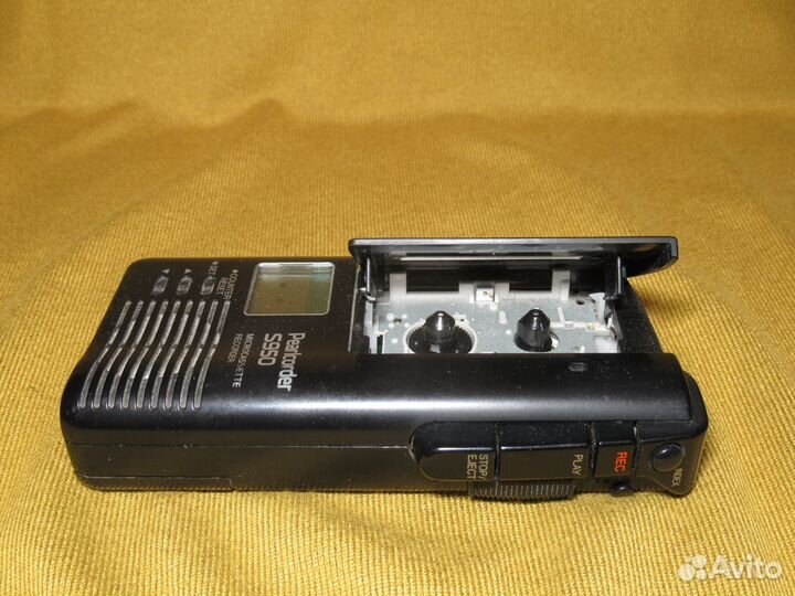 Диктофон Olympus кассетный Полностью рабочий