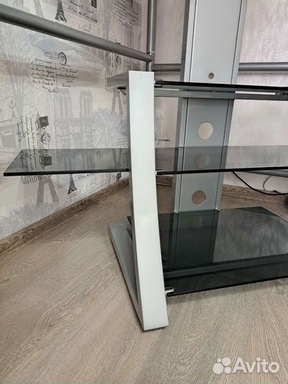 Стойка под телевизор