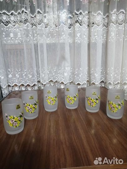 6 стаканов-из арабских эмиратов