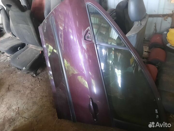 Дверь передняя левая задняя Peugeot 407