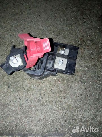 BMW X5 F15 клемма аккумулятора