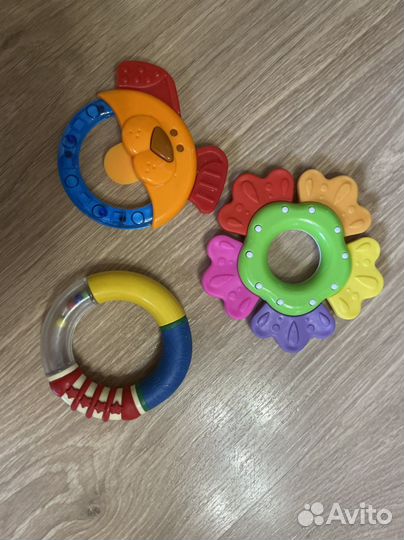 Игрушки до года