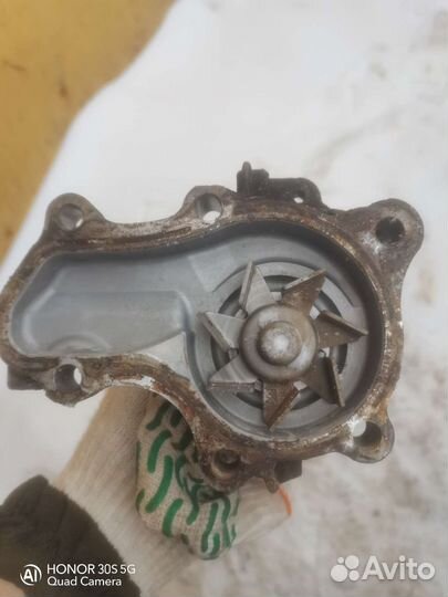 Помпа лансер 9 1.6