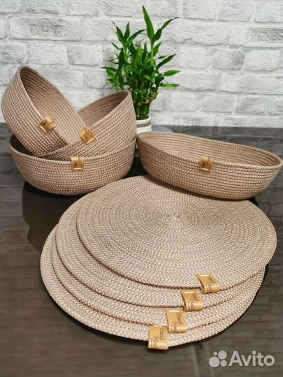 Корзины, сервировочные салфетки