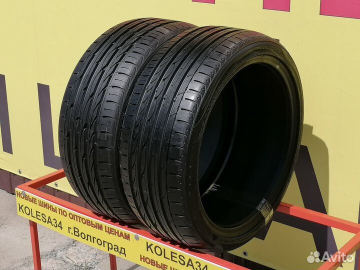 Yokohama Advan Sport V103 225/40 R19