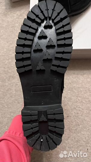 Ботинки женские зимние 39 размера