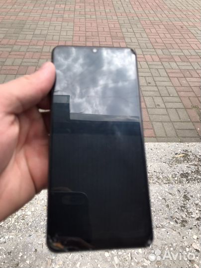 Телефон самсунг а31