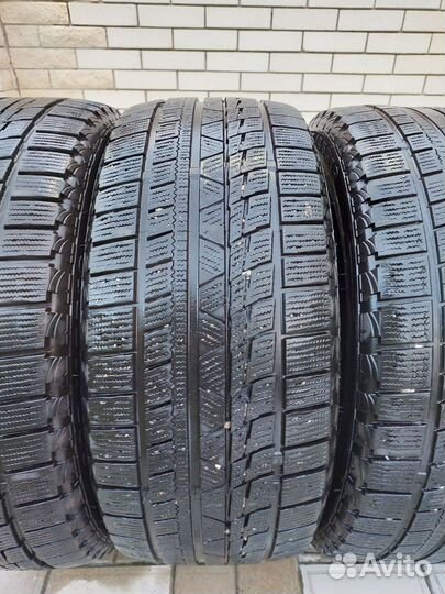 Tourador Winter Pro TSU2 235/45 R18 98V