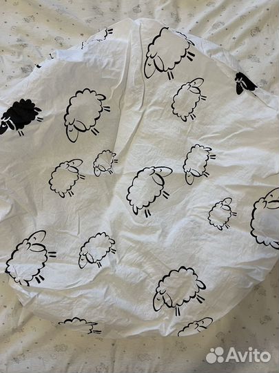 Простынь на кровать для новорожденнвх б/у