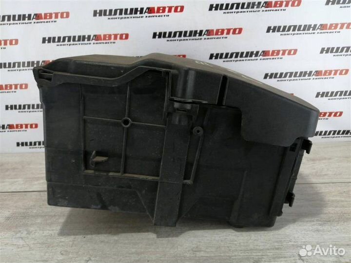 Корпус акб Ford Focus 2 1.8 2009