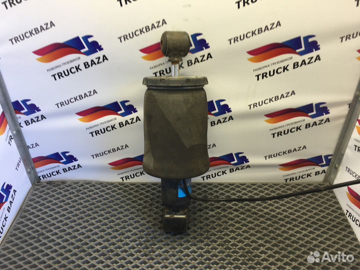 Амортизатор кабины задний RH под один штуцер