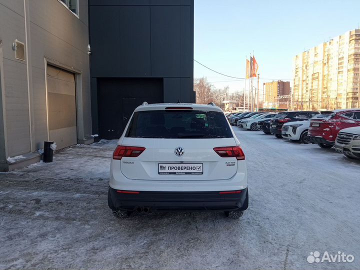 Volkswagen Tiguan 2.0 AMT, 2017, 95 500 км