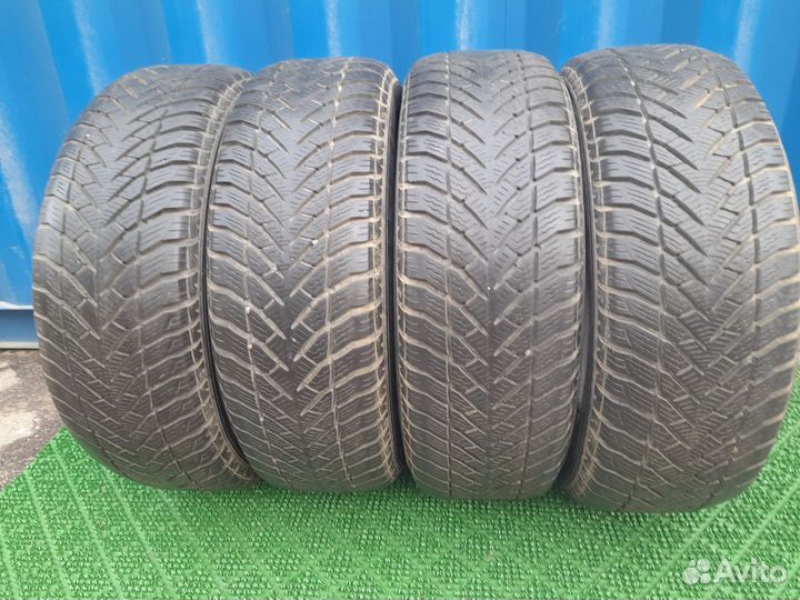 Goodyear UltraGrip SUV+ 245/65 R17 125H