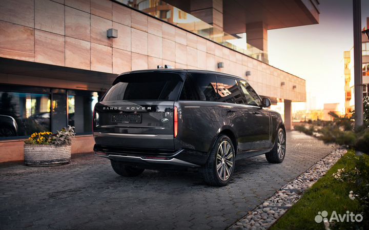 Land Rover Range Rover 3.0 AT, 2023, 8 900 км