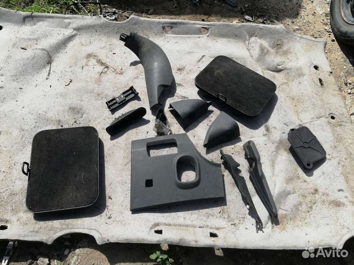 Пластик Рено Меган 2