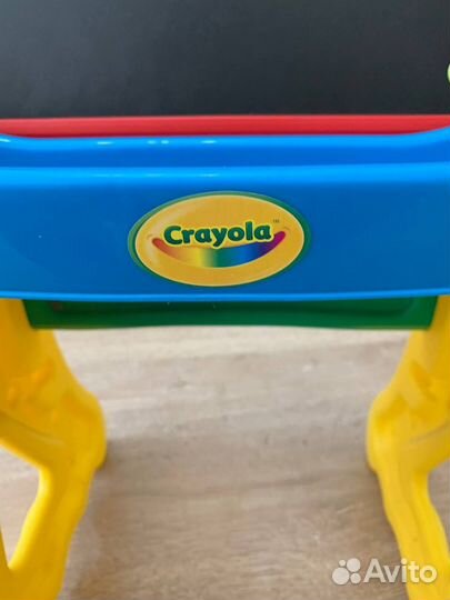 Столик-мальберт для малыша