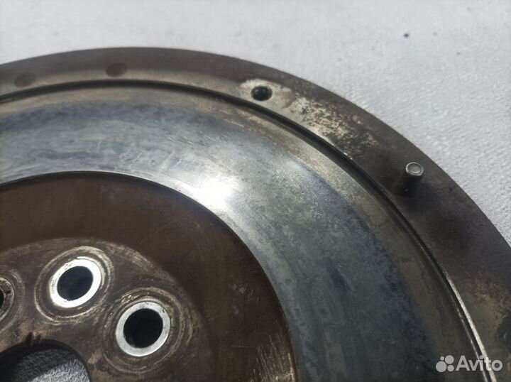 Маховик в сборе со сцеплением 215мм Saab9000