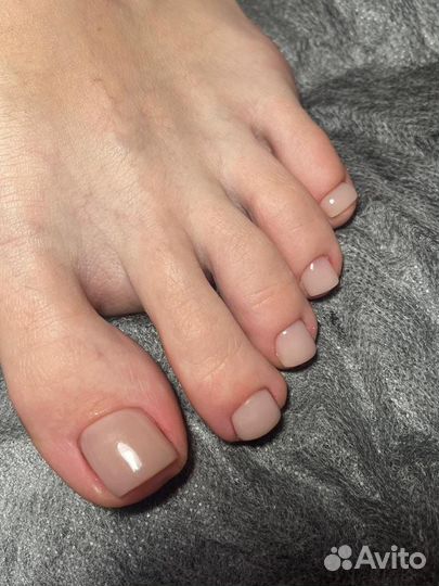 Мастер маникюра и педикюра