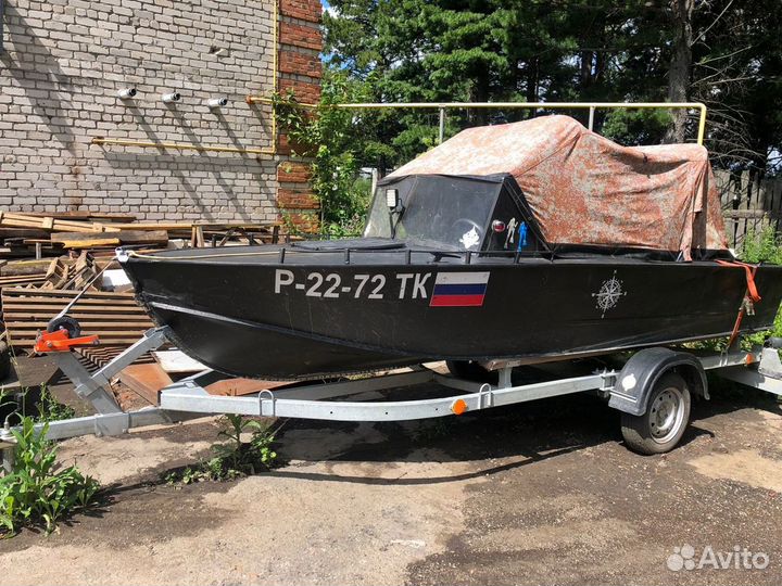 Моторная лодка Прогресс 4