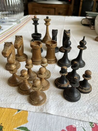 Шахматы, шахматная доска,домино, хоккеисты