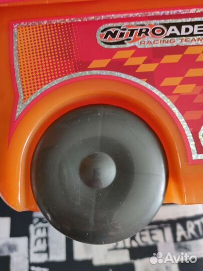 Ящик для игрушек на колесах