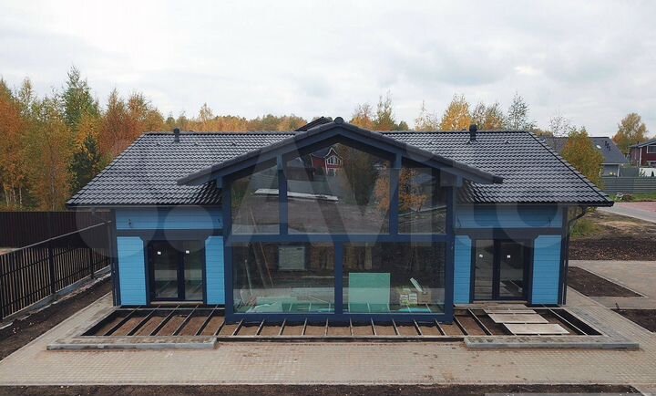 Дом 300,7 м² на участке 8 сот.