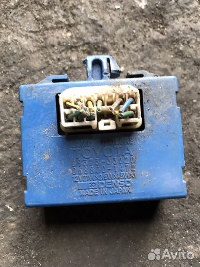 Реле задних фонарей Камри XV10 Camry