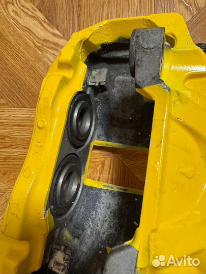 Суппорт передний Audi A4 A5 b9 A6 A7 c8 Q5 fy