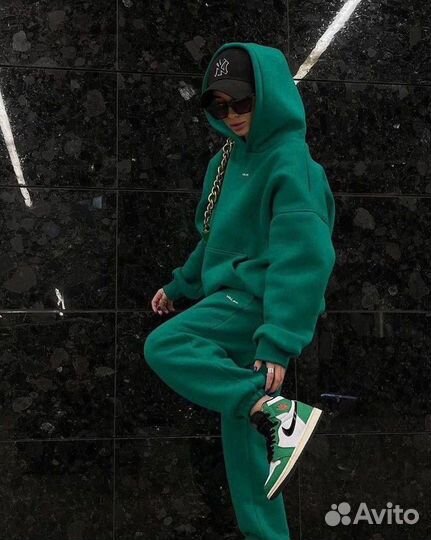 Женский спортивный костюм на флисе в Туле