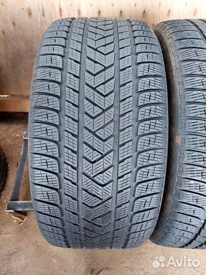 Pirelli Scorpion Winter 295/35 R21 107V