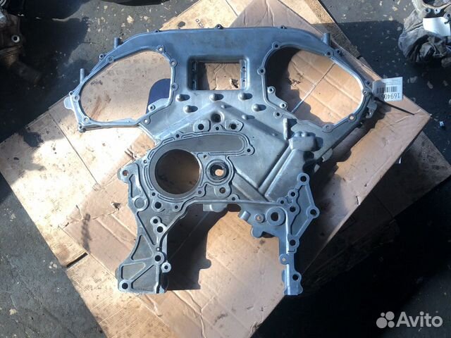 Передняя крышка VQ35HR