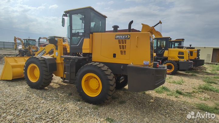 Фронтальный погрузчик XCMG LW300F, 2023