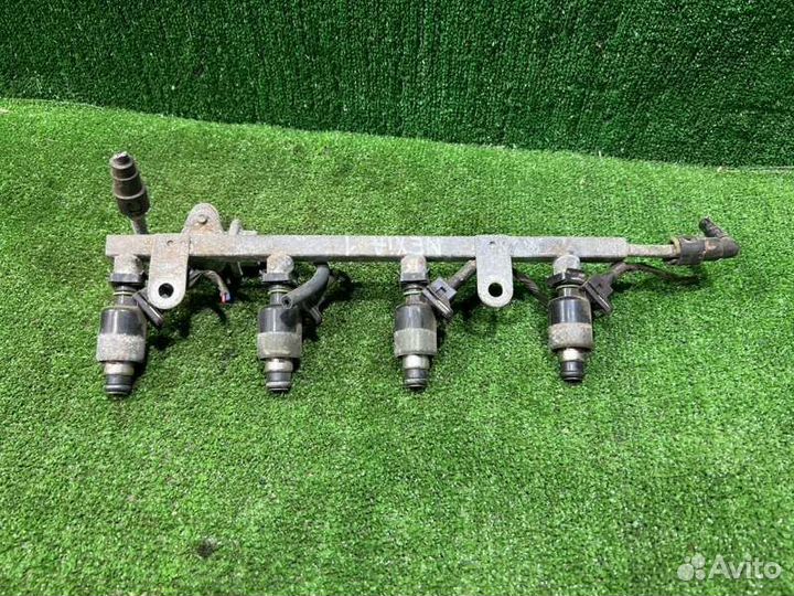 Топливная рейка Daewoo Nexia седан 1.5 2007