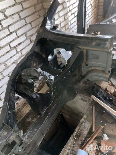 Лонжерон передний правый Bmw X6 E71