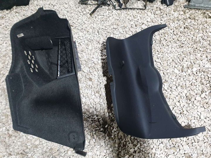 Обшивка багажника Октавия А5